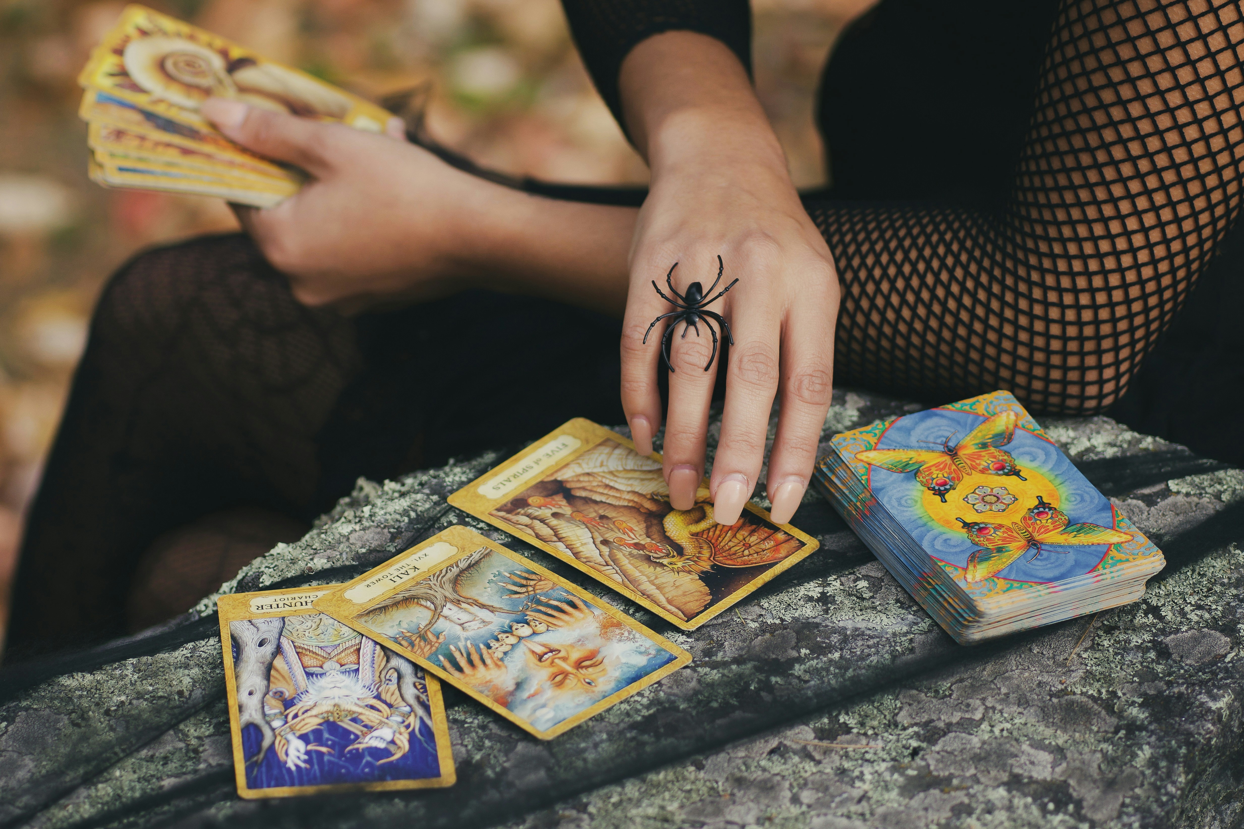 5 Mitos Sobre el Tarot que Necesitas Dejar Atrás